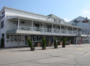 The Neptune Inn - Front